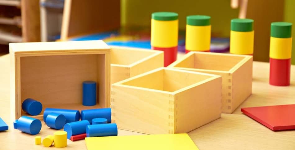 Montessori Holz Braun Breite Treppen 10 Stufen Spielzeug für Kinder 